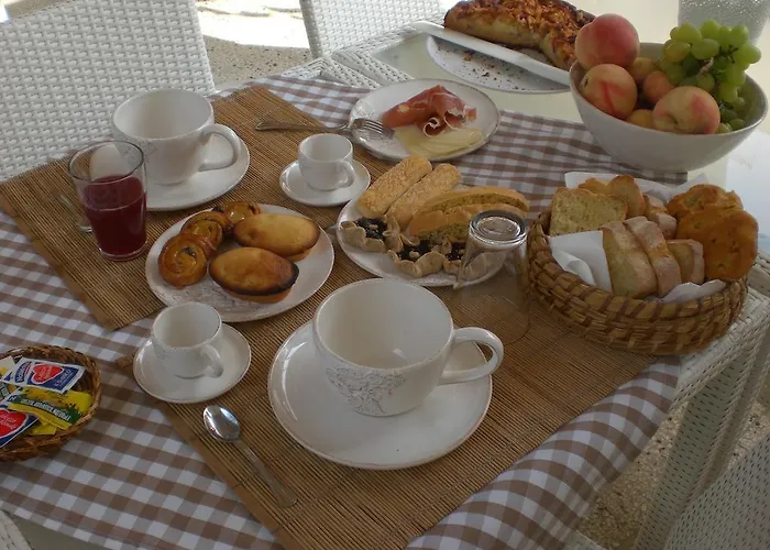 La Lanterna Bed & Breakfast 3*