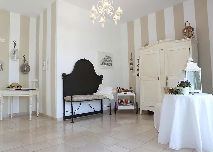 La Lanterna Bed & Breakfast