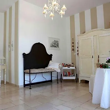La Lanterna Bed and breakfast 3*